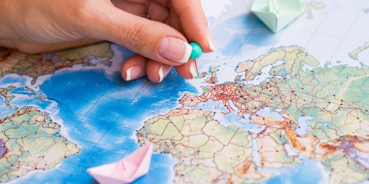 From the Arctic Circle to the Mediterranean: Uncovering the Fascinating Geography of Europe